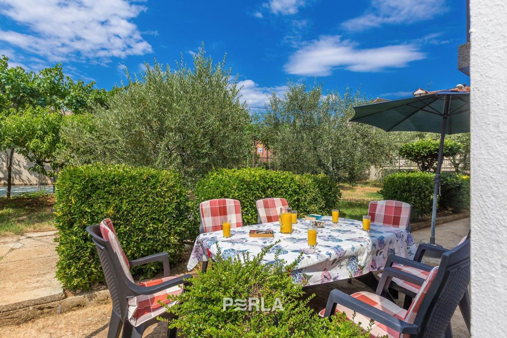 Apartman Sophie With Garden Near Beautiful